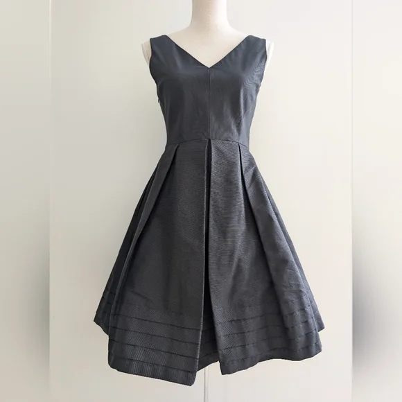 Kate Spade Silk Cotton Pleated Hem Dress - Picture 4 of 16